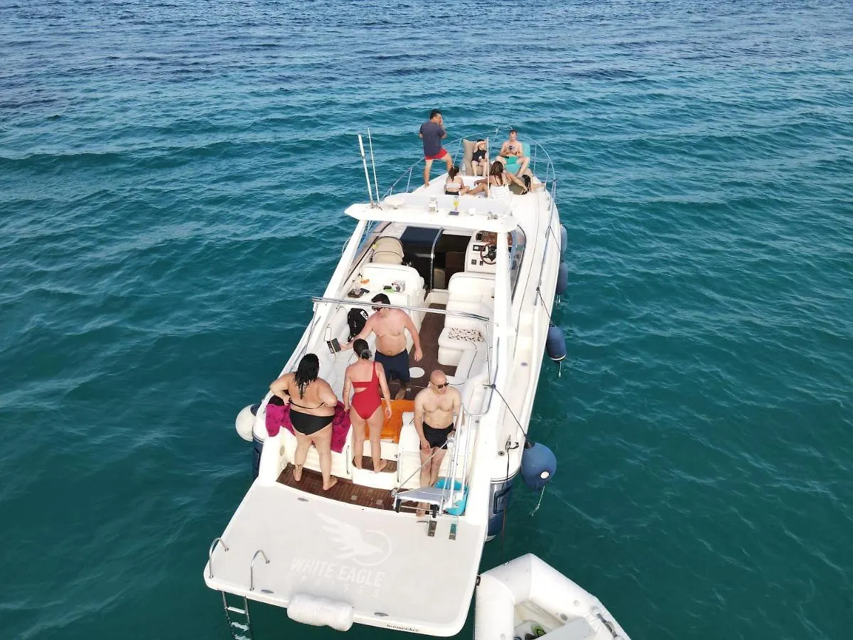 Botel White Eagle Cruises Vourvourou Sithonia Hotel